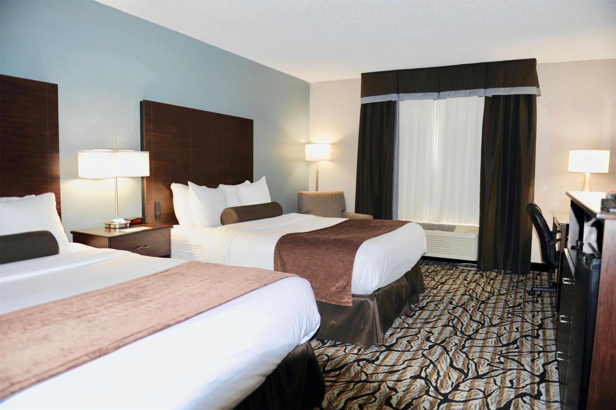 Days Inn & Suites By Wyndham ואוסאו מראה חיצוני תמונה