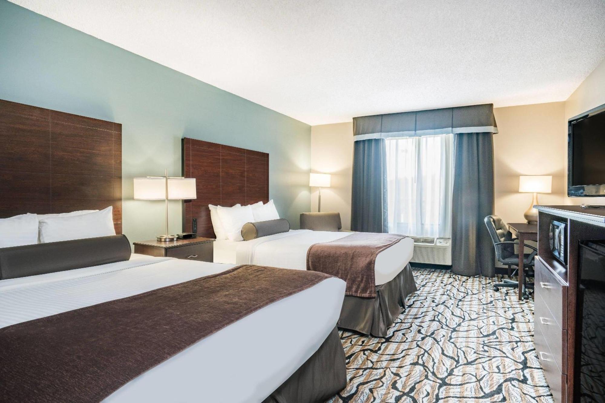 Days Inn & Suites By Wyndham ואוסאו מראה חיצוני תמונה